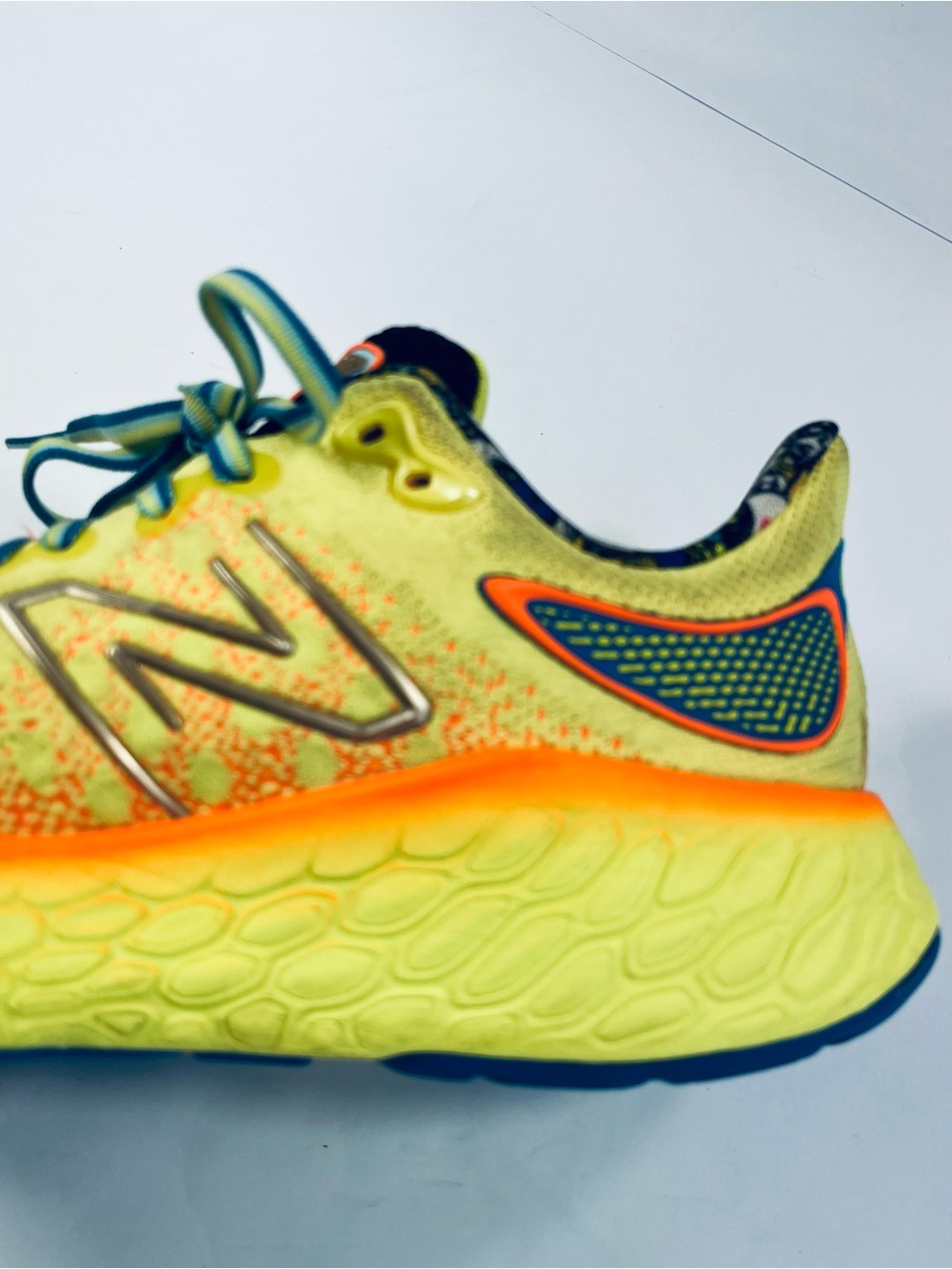 New Balance Fresh Foam X Yellow Multi Color #W1080Q12 Women’s Size :8 Sneakers - Picture 9 of 15